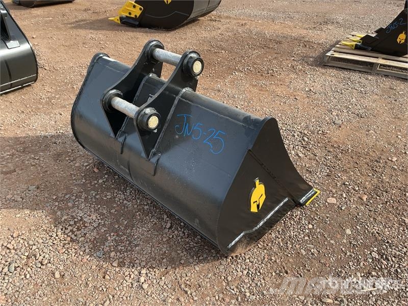 Trojan 48 in Cleanup Excavator Bucket - Fits 50 mm Cat 30 Kašike / Korpe