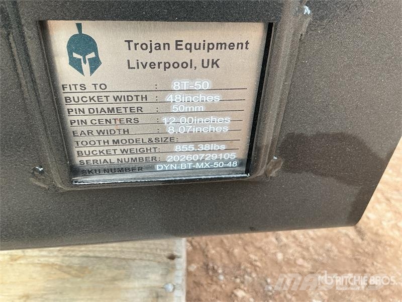 Trojan 48 in Hydraulic Tilting Excavator Bucket - Fits 50 Kašike / Korpe