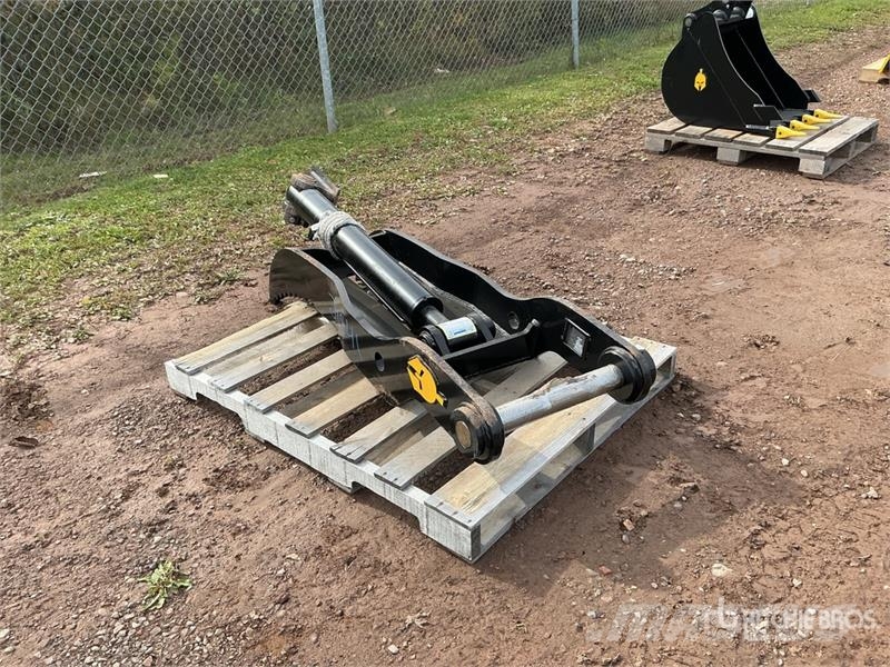 Trojan 58 in Hydraulic Excavator Thumb - Fits Cat 311/312 Kanalak
