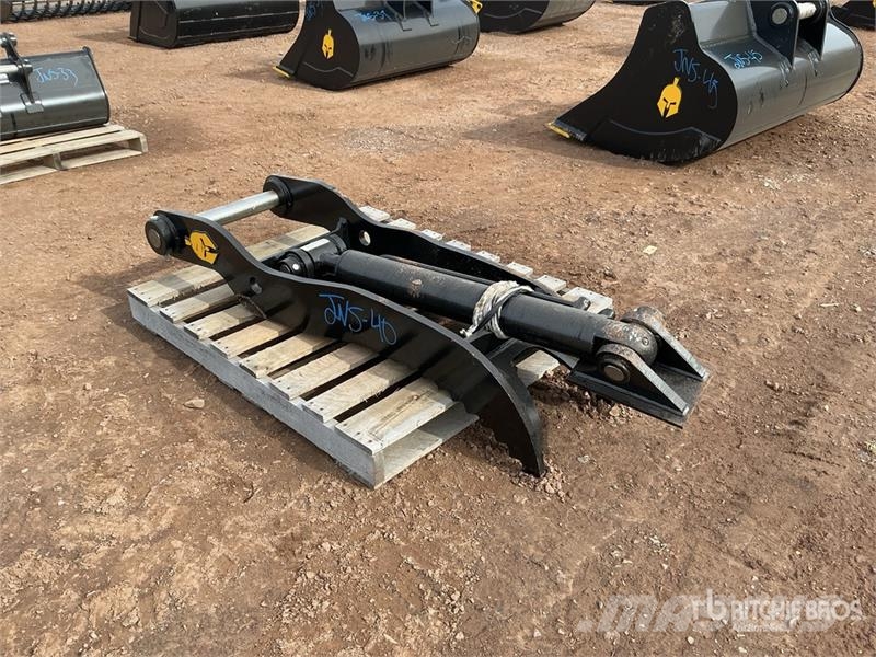 Trojan 58 in Hydraulic Excavator Thumb - Fits Cat 311/312 Kašike / Korpe