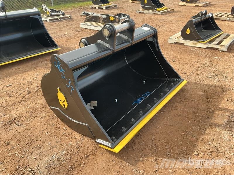 Trojan 60 in Cleanup Excavator Bucket - Fits 65 mm Cat 31 Kašike / Korpe