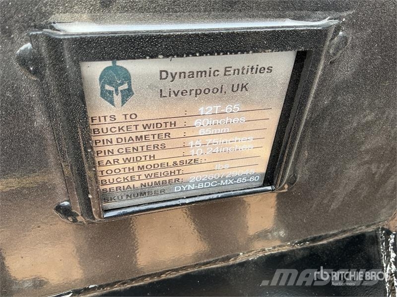 Trojan 60 in Cleanup Excavator Bucket - Fits 65 mm Cat 31 Kašike / Korpe