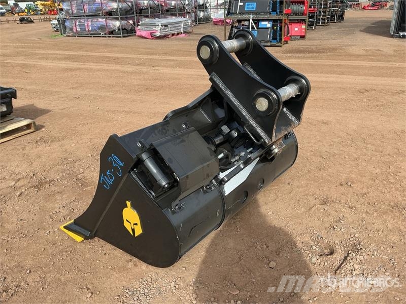 Trojan 60 in Hydraulic Tilting Excavator Bucket - Fits 65 Kašike / Korpe