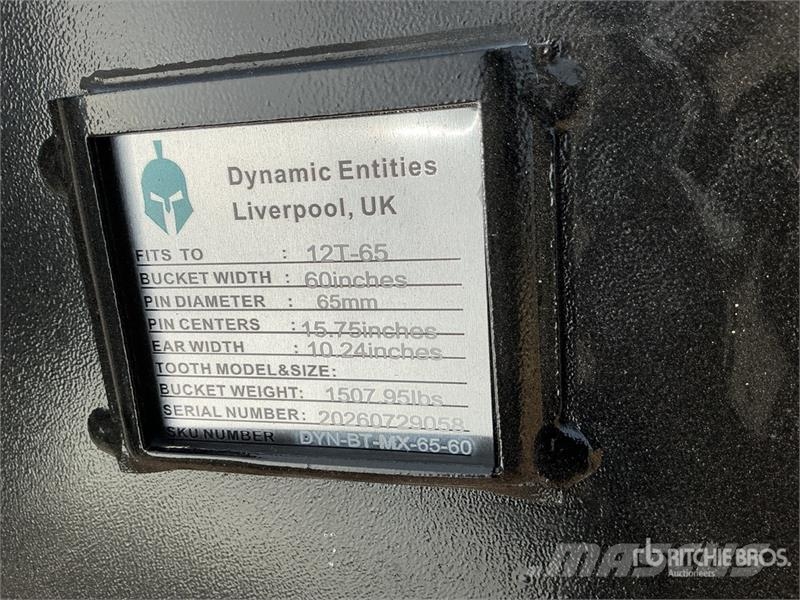Trojan 60 in Hydraulic Tilting Excavator Bucket - Fits 65 Kašike / Korpe