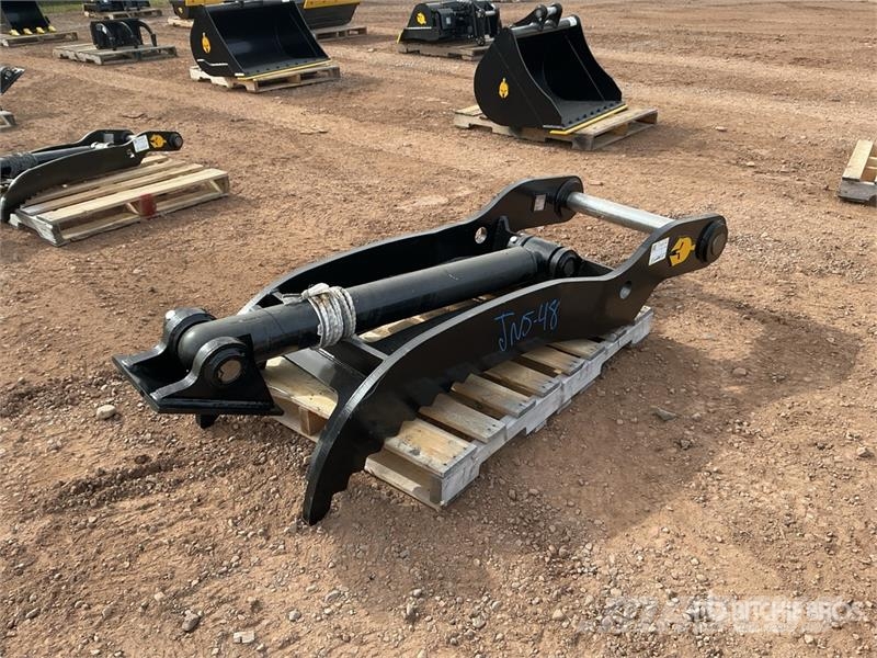 Trojan 70 in Hydraulic Excavator Thumb - Fits Cat 320/321 Kanalak