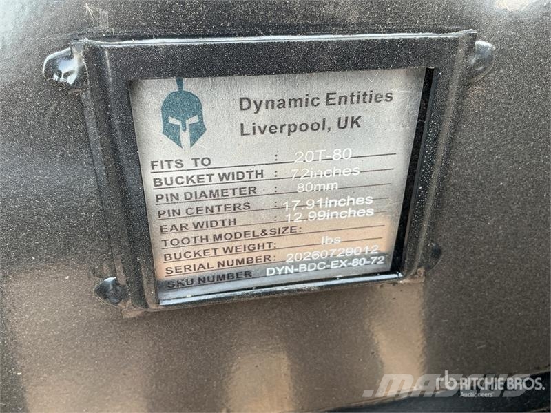 Trojan 72 in Cleanup Excavator Bucket - Fits 80 mm Cat 32 Kanalak