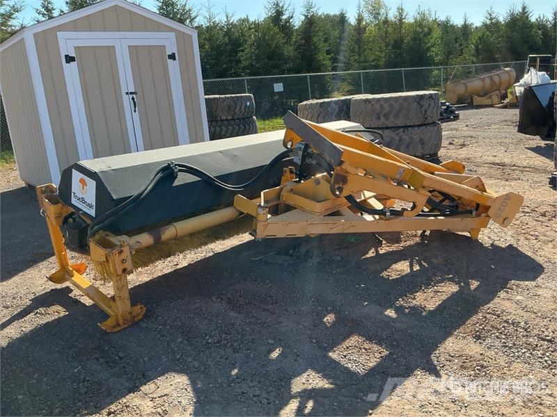  Trucbrush 121 in Broom Attachment Harjad