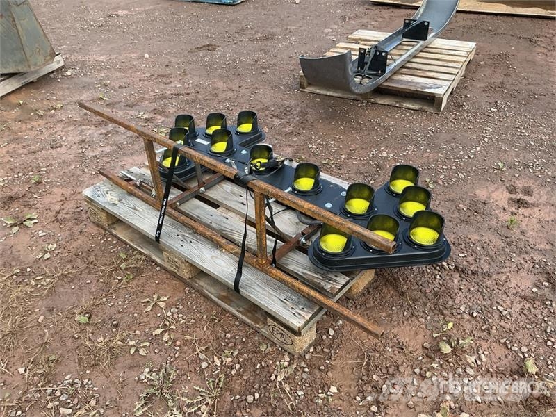Truck Arrow Board Інше