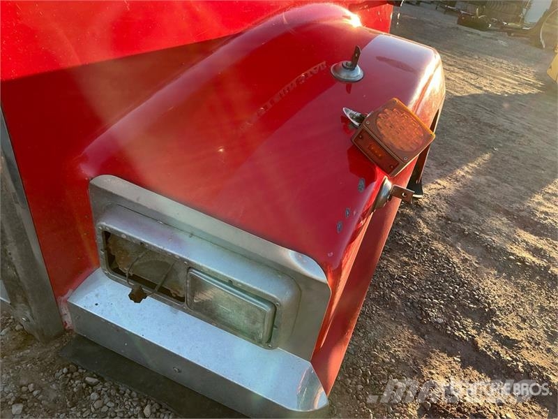  Truck Hood - Fits 其他货车