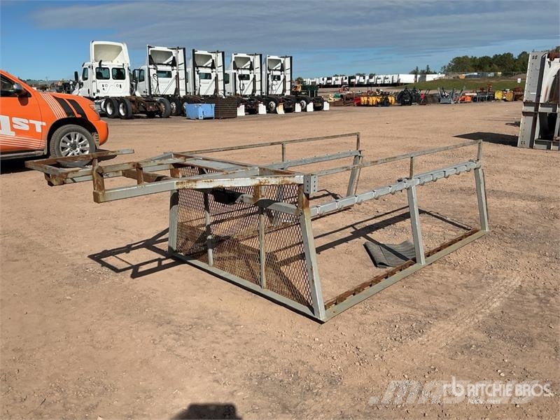  Truck Rack معدات النقل - غير ذلك