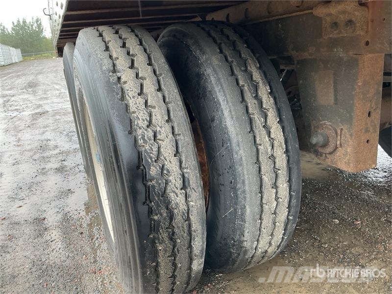 Utility 33 ft x 102 in T/A Van Trailer Sanduk prikolice