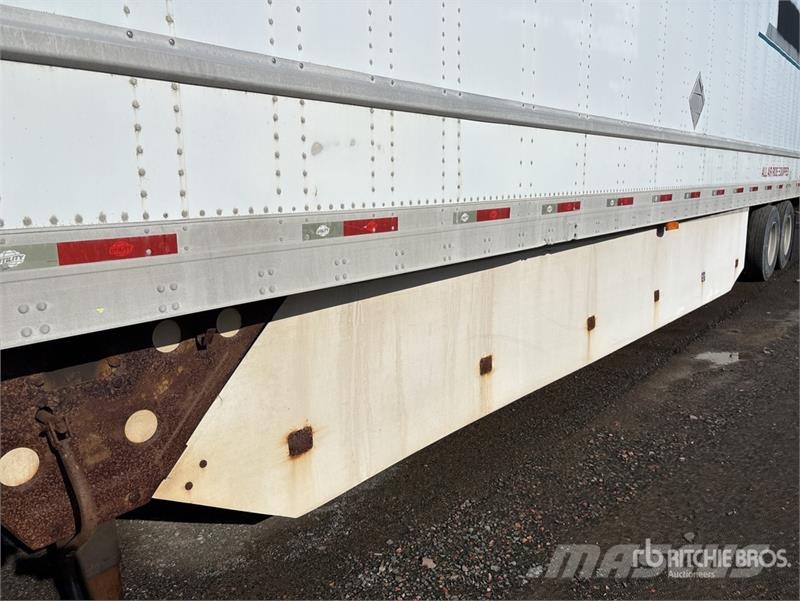 Utility 53 ft T/A Van Trailer Причепи-фургони