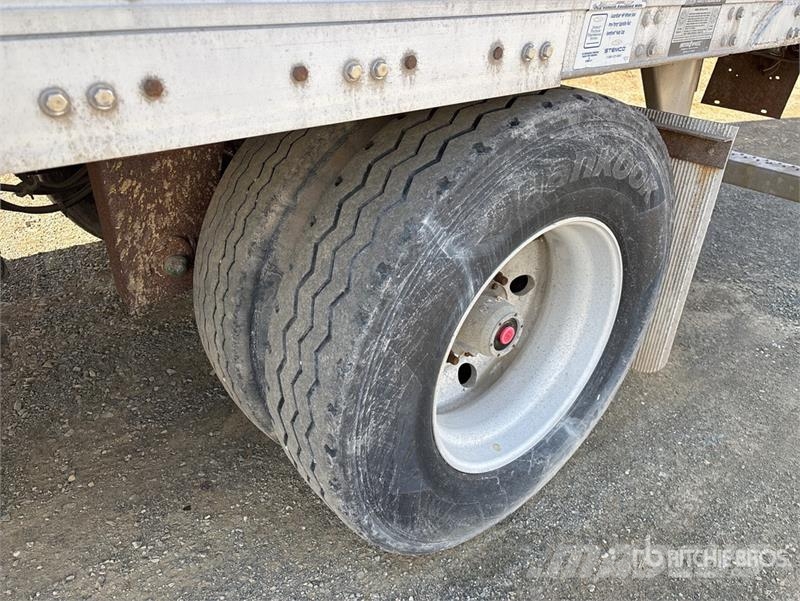 Utility 53 ft x 102 in T/A Refrigerated Trailer Напівпричепи-рефрижератори