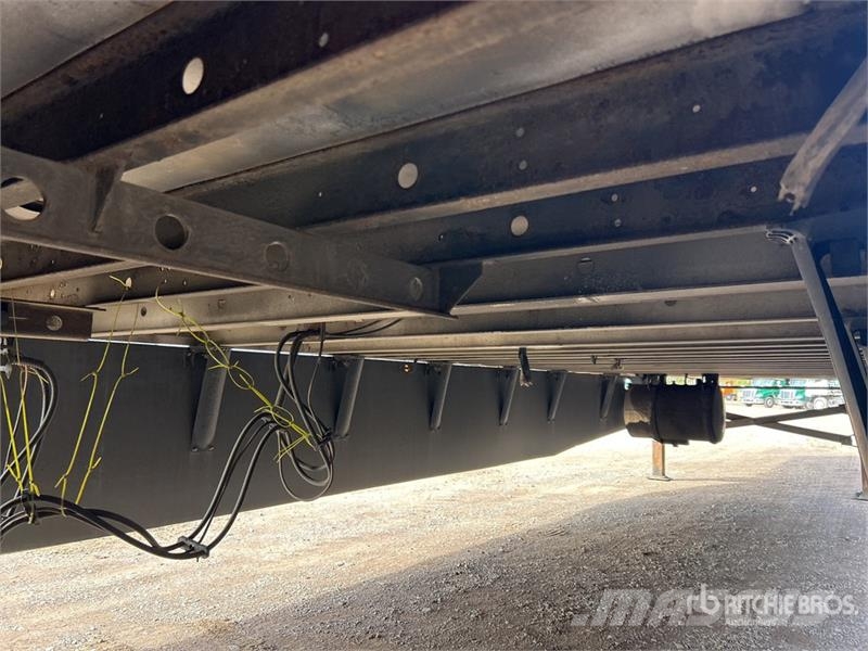 Utility VS2RA 53 ft x 102 in T/A Refrigerated Trailer نصف مقطورات بدرجة حرارة قابلة للضبط
