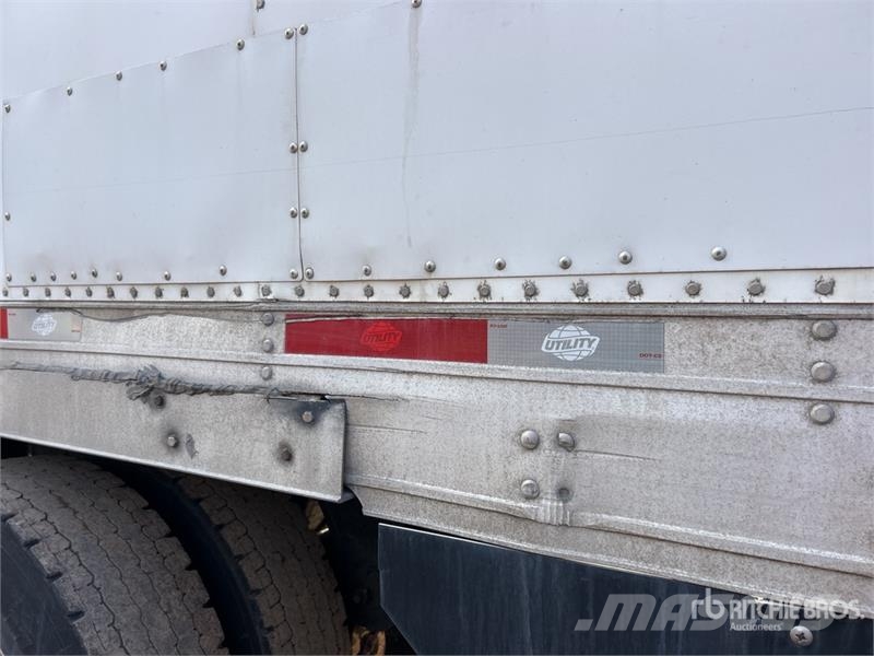 Utility VS2RA 53 ft x 102 in T/A Refrigerated Trailer نصف مقطورات بدرجة حرارة قابلة للضبط