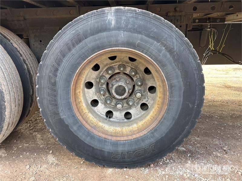 Utility VS2RA 53 ft x 102 in T/A Refrigerated Trailer نصف مقطورات بدرجة حرارة قابلة للضبط