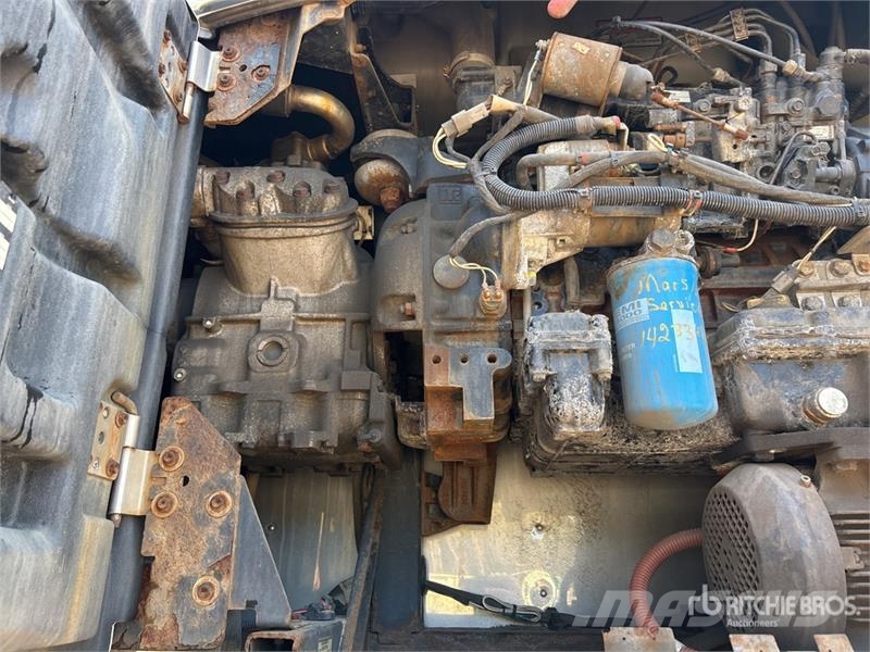 Utility VS2RA 53 ft x 102 in T/A Refrigerated Trailer نصف مقطورات بدرجة حرارة قابلة للضبط