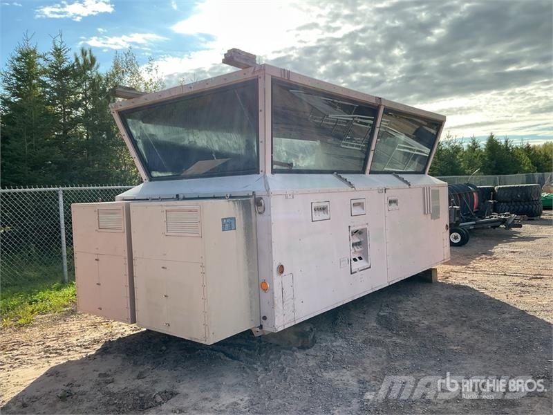  UTS TRQ-7 Mobile ATC Tower Andre komponenter