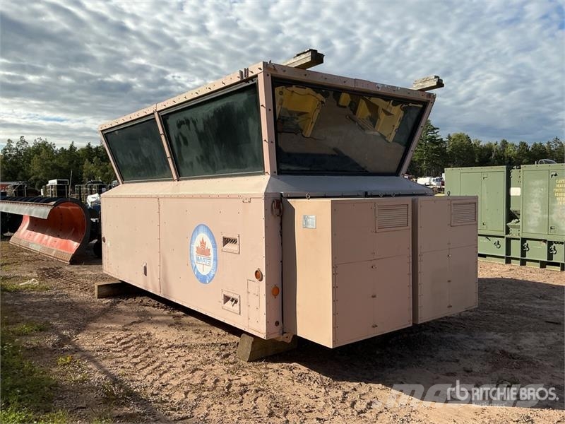 UTS TRQ-7 Skid Mounted ATC Tower Other components