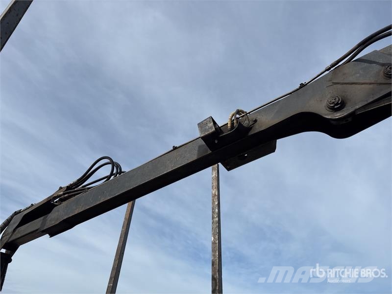 Valley 47 ft Tri/A Self-Loading Log Trailer Metsaveohaagised