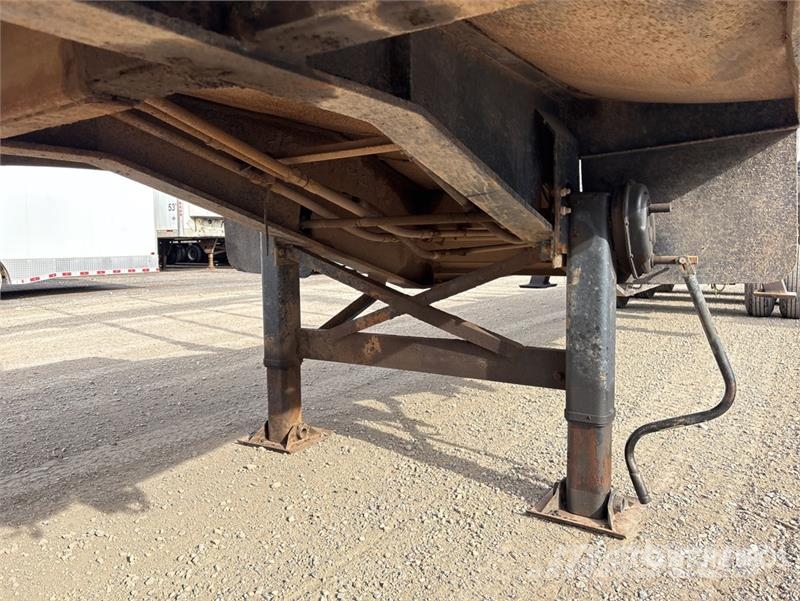 Valley 47 ft Tri/A Self-Loading Log Trailer Metsaveohaagised
