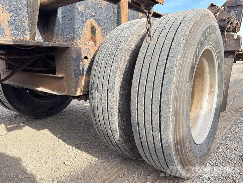Valley 47 ft Tri/A Self-Loading Log Trailer Metsaveohaagised