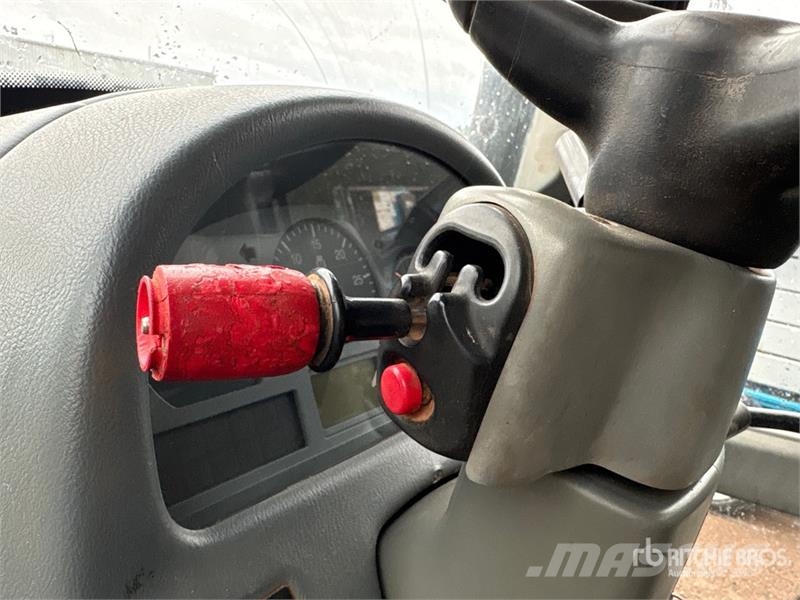 Valtra T160 4WD Tractor الجرارات