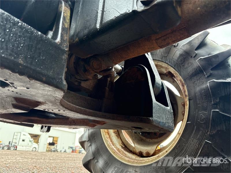 Valtra T160 4WD Tractor الجرارات