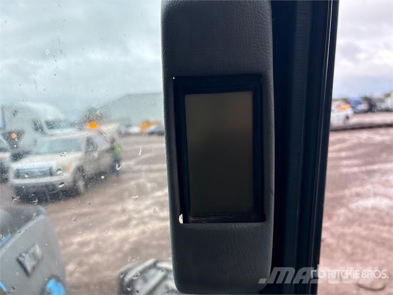 Valtra T160 4WD Tractor الجرارات
