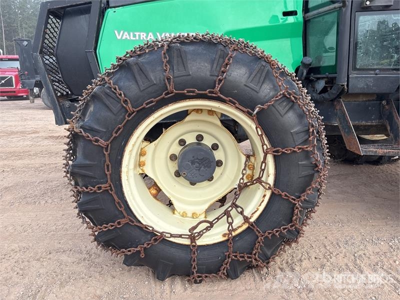 Valtra Valmet 6300 4WD Tractor Трактора