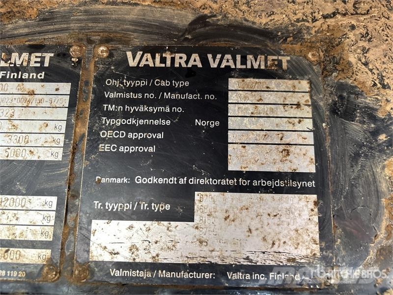 Valtra Valmet 6300 4WD Tractor Трактора