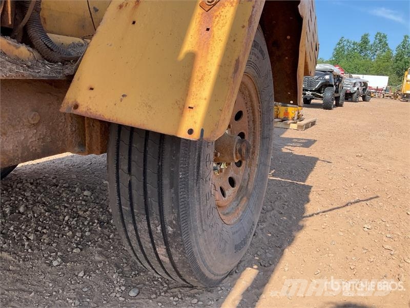 Vermeer Tow-Behind Wood Chipper ウッドチッパー