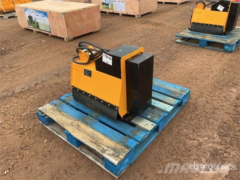 Vicsec VC-EBC32 24 in Mini Excavator Brush Cutter (Unused Andere Zubehörteile