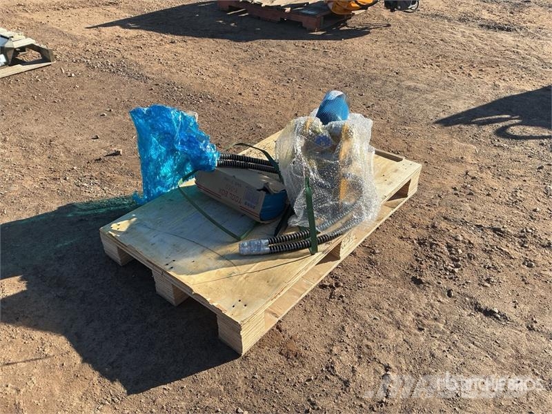 Vicsec VCH35 Hydraulic Breaker - Fits 1-3 ton Excavators 破碎锤