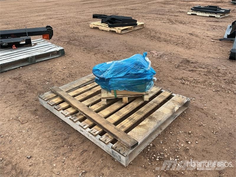 Vicsec VCH35 Hydraulic Breaker - Fits 1-3 ton Excavators Hammers / Breakers