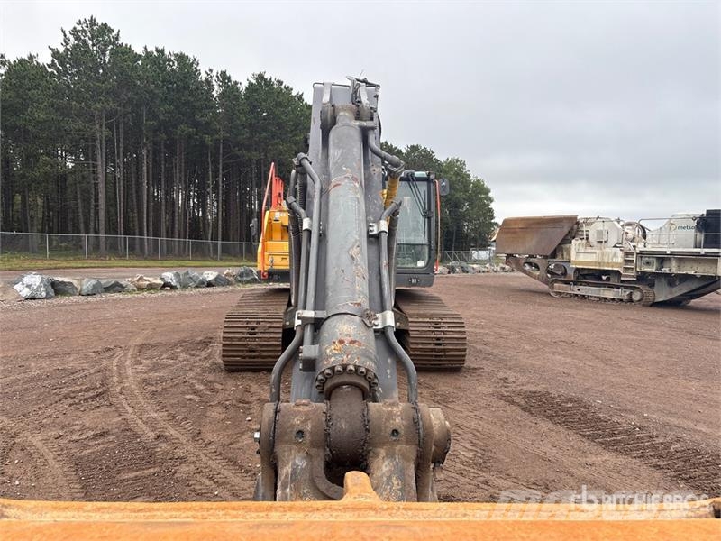 Volvo EC300EL Tracked Excavator Beltegraver