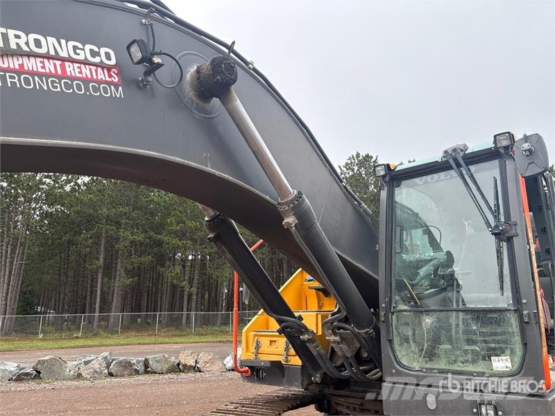 Volvo EC300EL Tracked Excavator Beltegraver