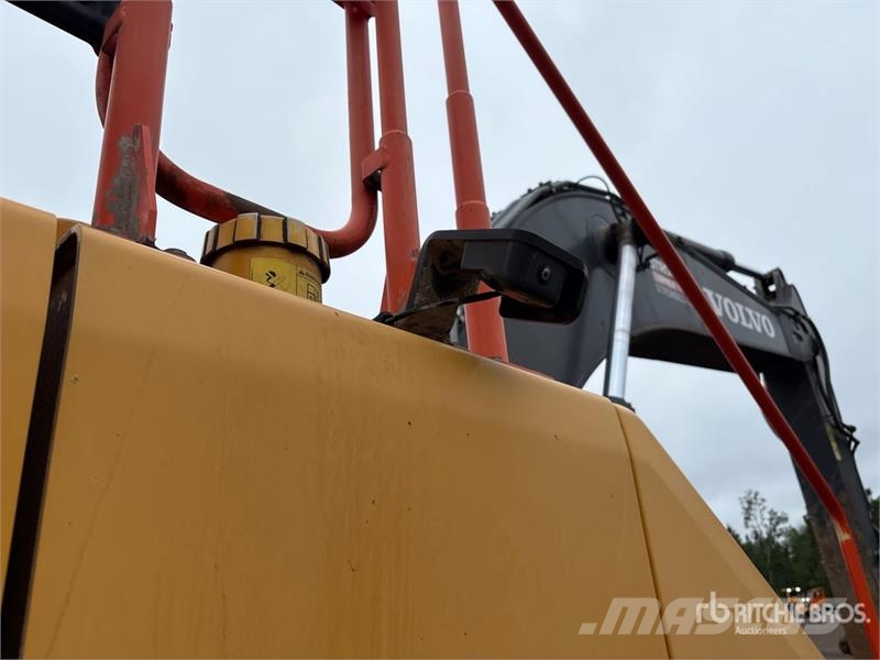Volvo EC300EL Tracked Excavator Beltegraver