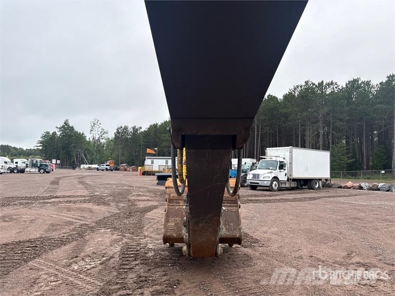 Volvo EC300EL Tracked Excavator Beltegraver
