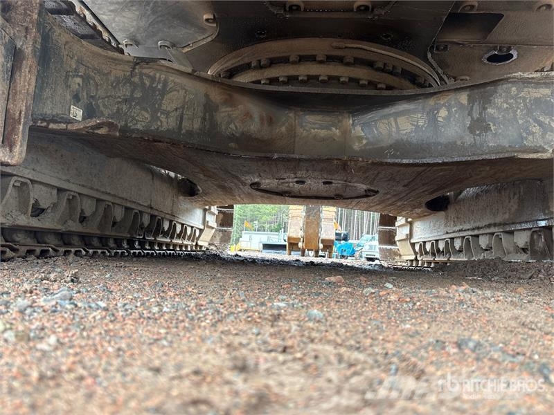 Volvo EC300EL Tracked Excavator Beltegraver