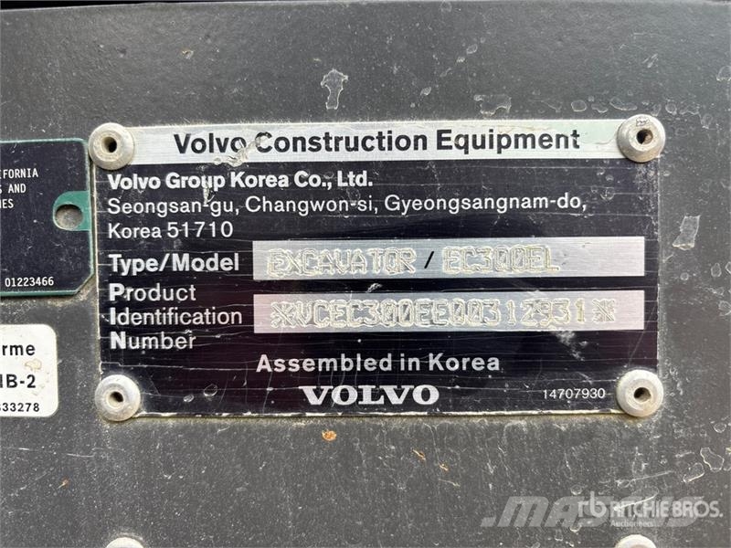 Volvo EC300EL Tracked Excavator Beltegraver