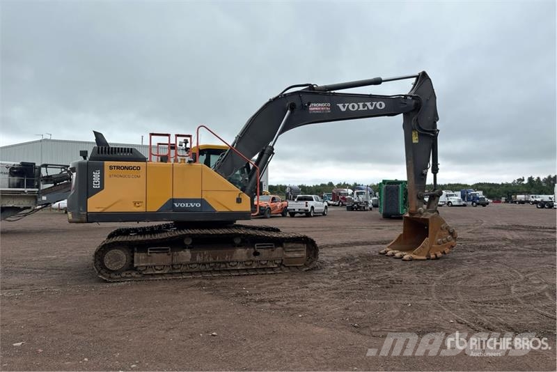 Volvo EC300EL Tracked Excavator Beltegraver
