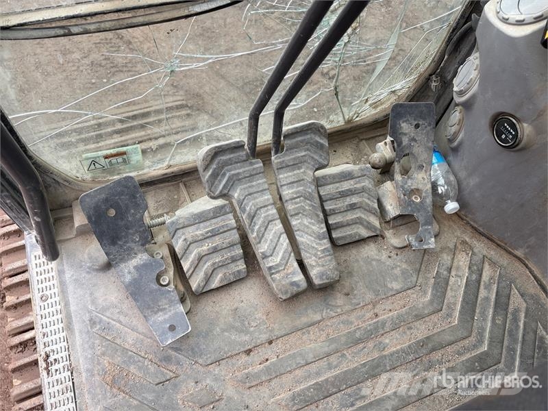 Volvo EC300EL Tracked Excavator Beltegraver