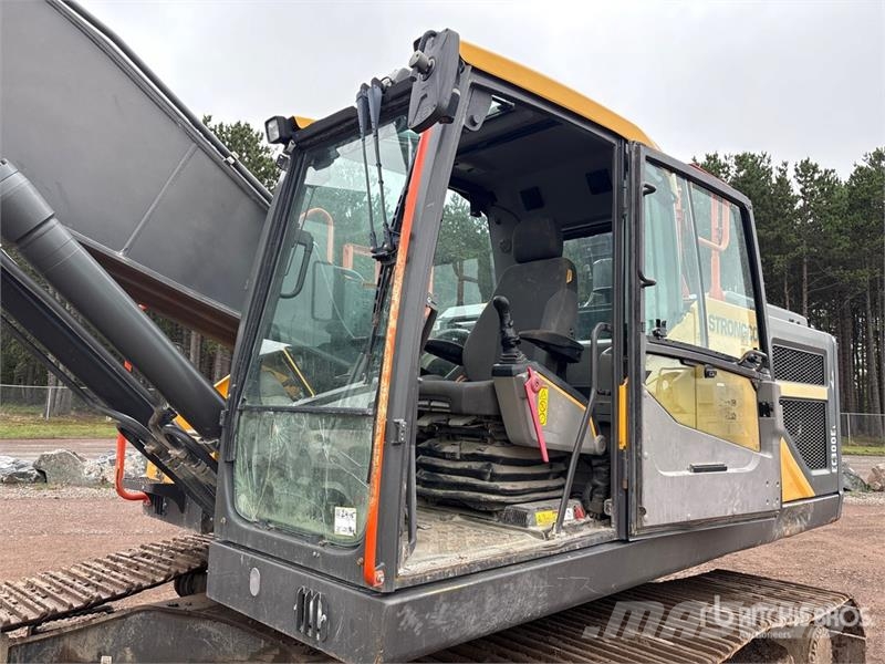 Volvo EC300EL Tracked Excavator Beltegraver