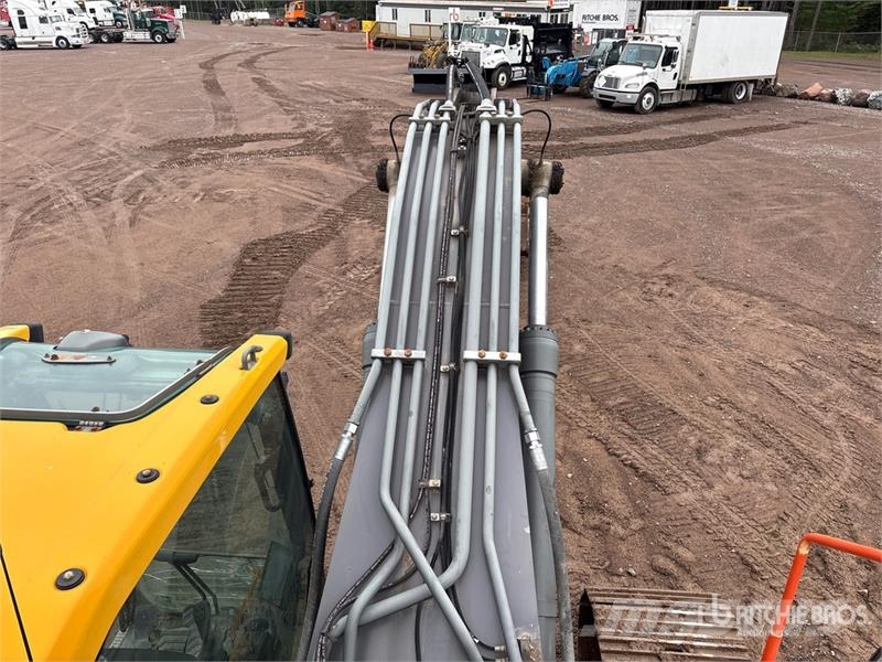 Volvo EC300EL Tracked Excavator Beltegraver