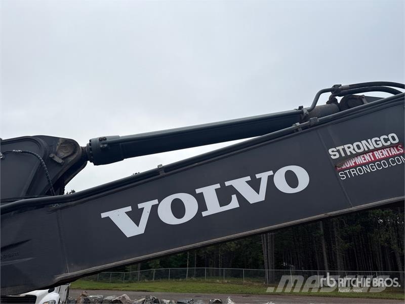 Volvo EC300EL Tracked Excavator Beltegraver