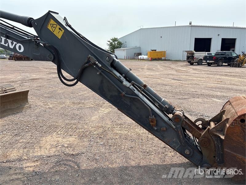 Volvo ECR145CL Tracked Excavator Beltegraver