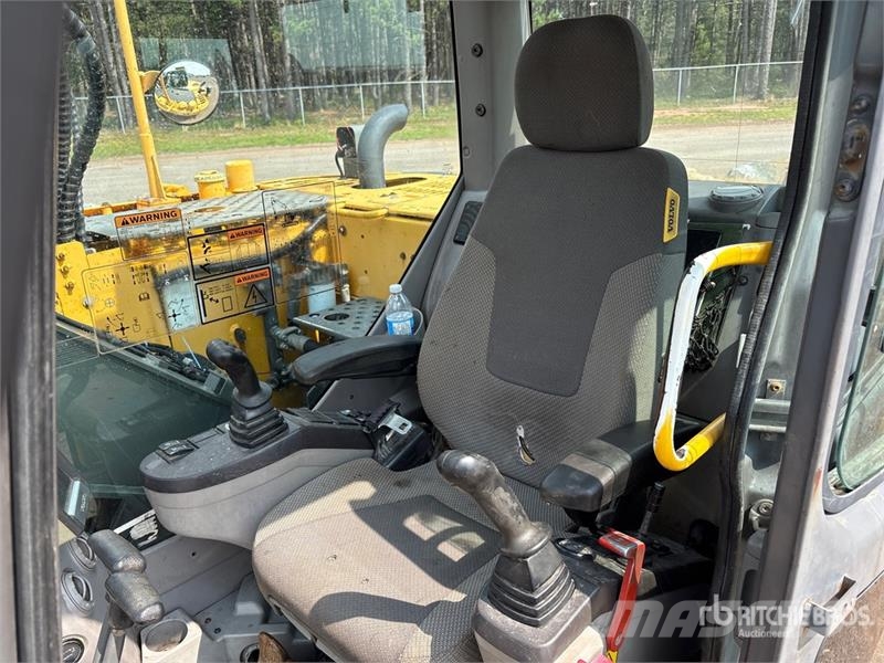 Volvo ECR145CL Tracked Excavator Beltegraver
