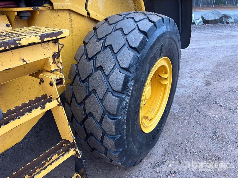 Volvo L60G Wheel Loader Utovarivači na kotačima