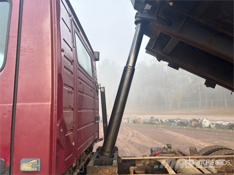 Volvo VHD Tipper trucks
